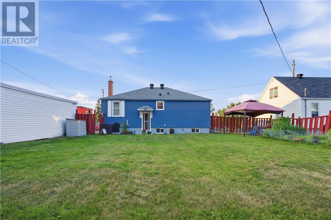 219 Fifth Ave, Lively, Ontario  P3Y 1M4 - Photo 4 - 2129740