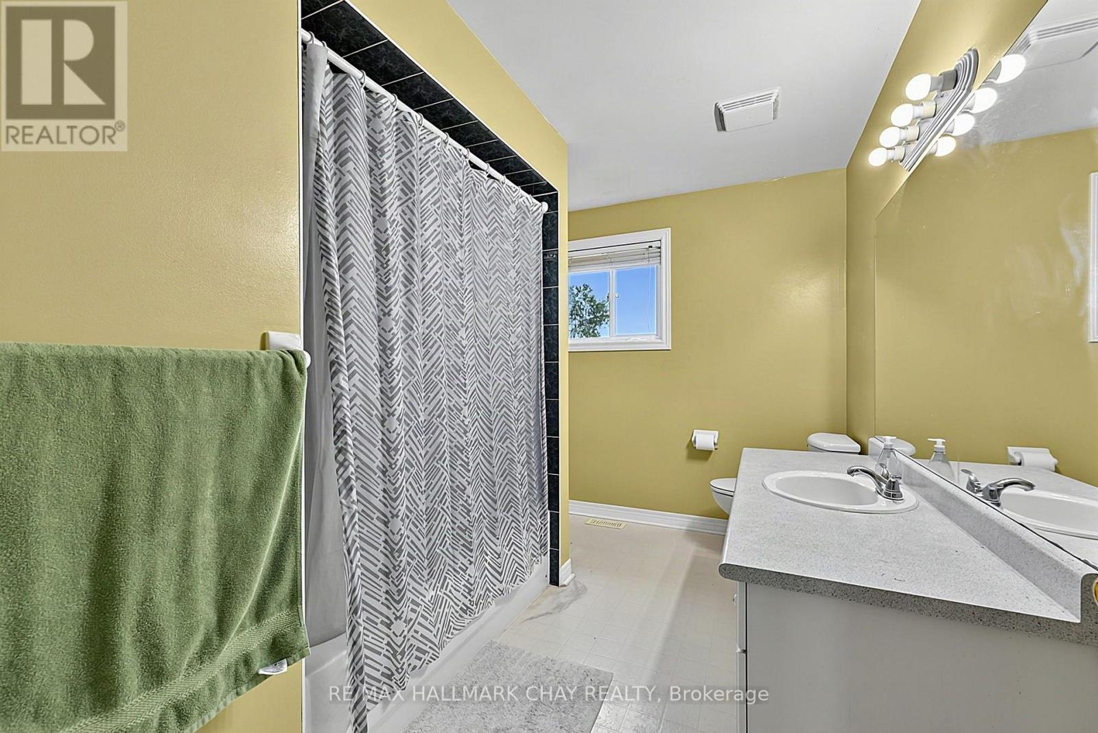 1 Dean Court, Wasaga Beach, Ontario  L9Z 1J9 - Photo 31 - S13663746