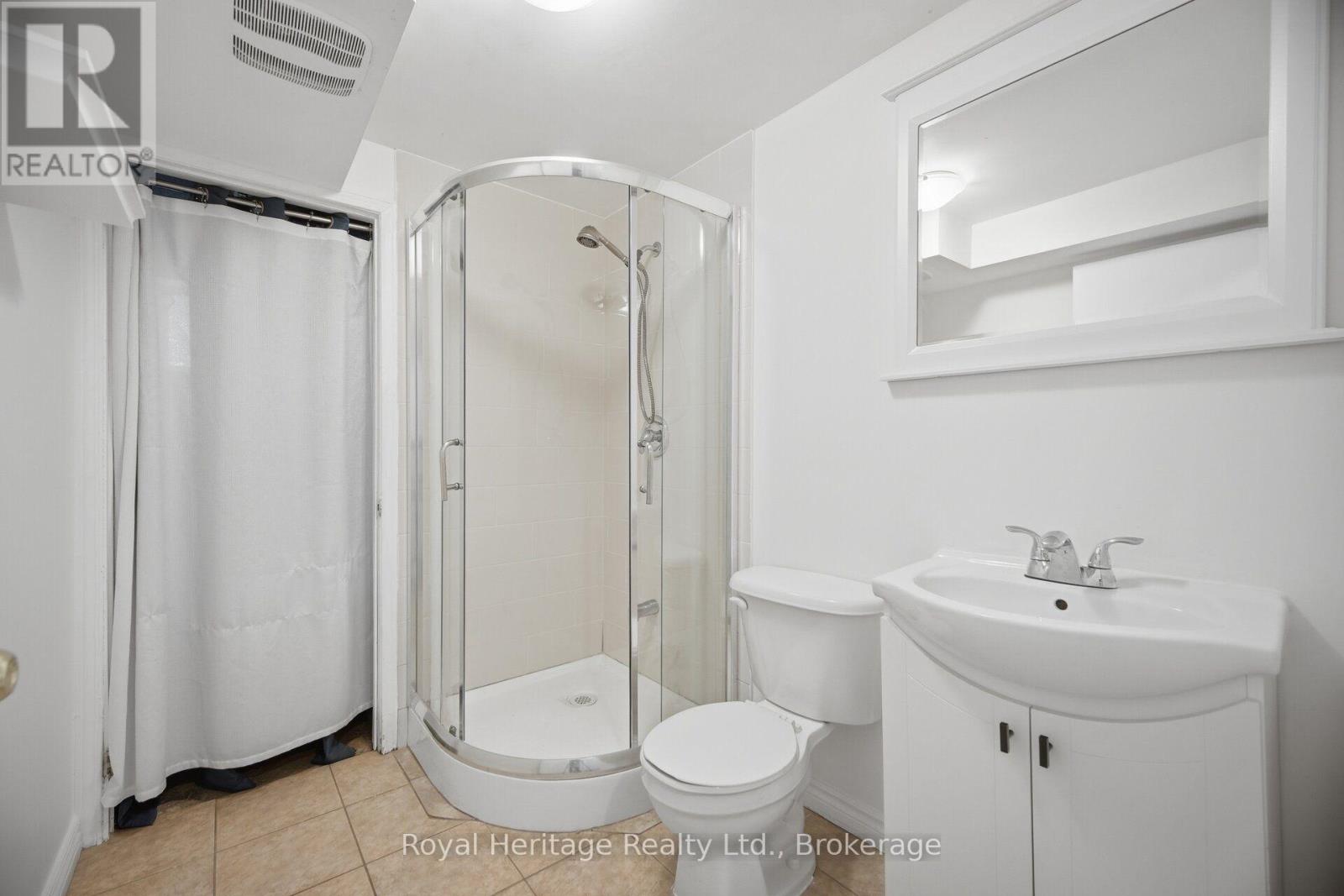 1546 Lakemount Street, Oshawa, Ontario  L1J 3Y2 - Photo 20 - E13666314