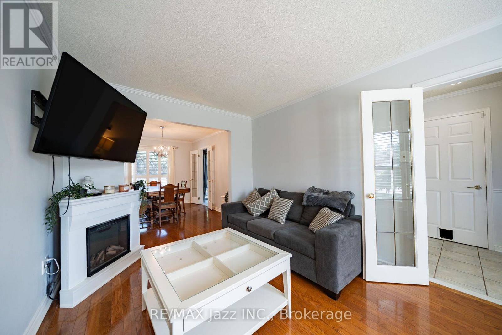 110 Freeland Avenue E, Clarington, Ontario  L1C 4V6 - Photo 11 - E13666596