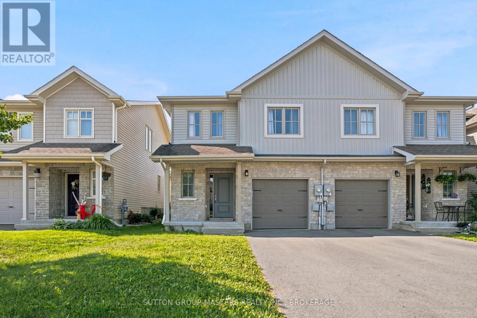 1209 CARFA CRESCENT, Kingston, Ontario