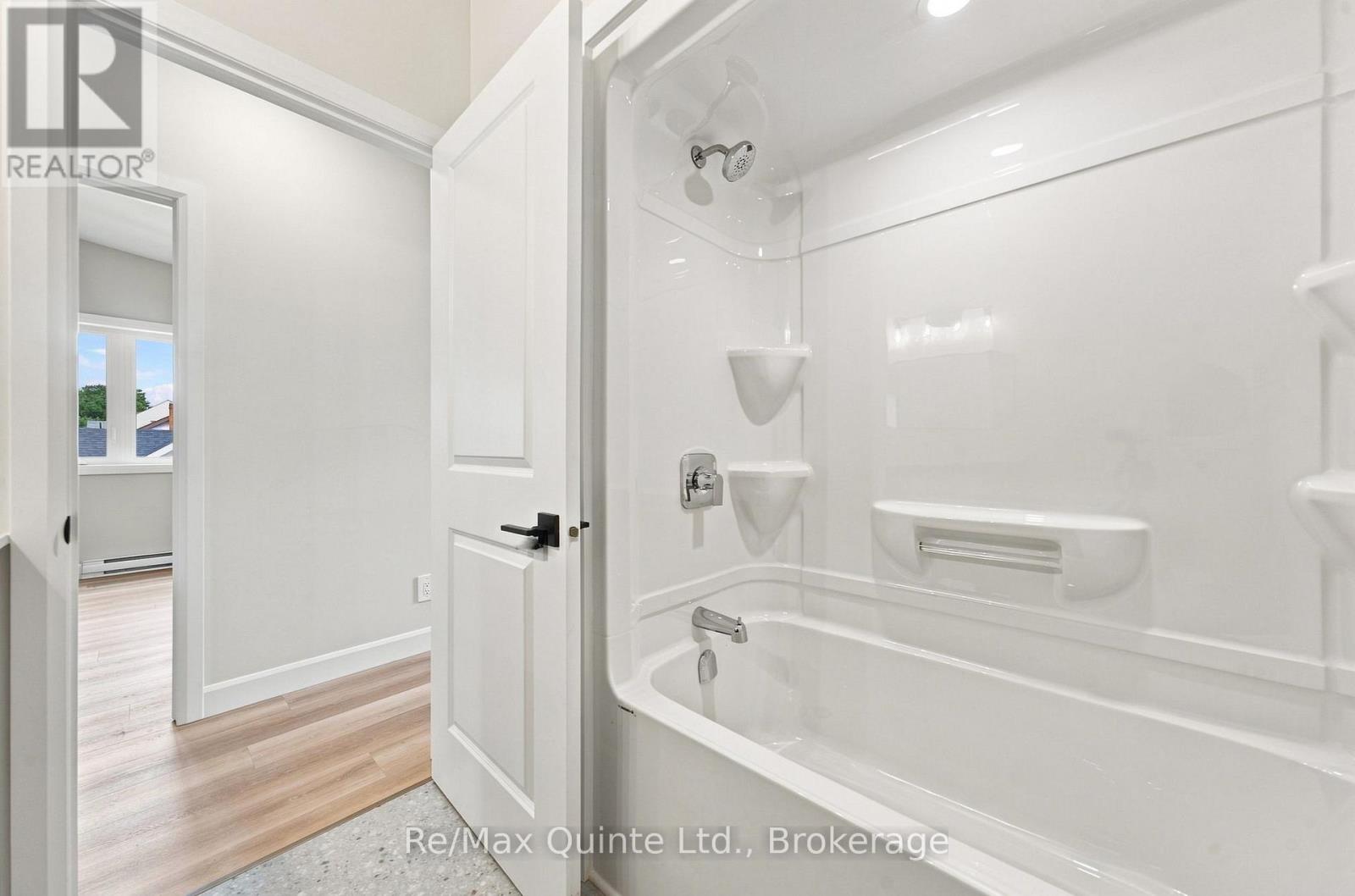 D - 5 Sienna Avenue, Belleville, Ontario  K8P 4G5 - Photo 18 - X13666530