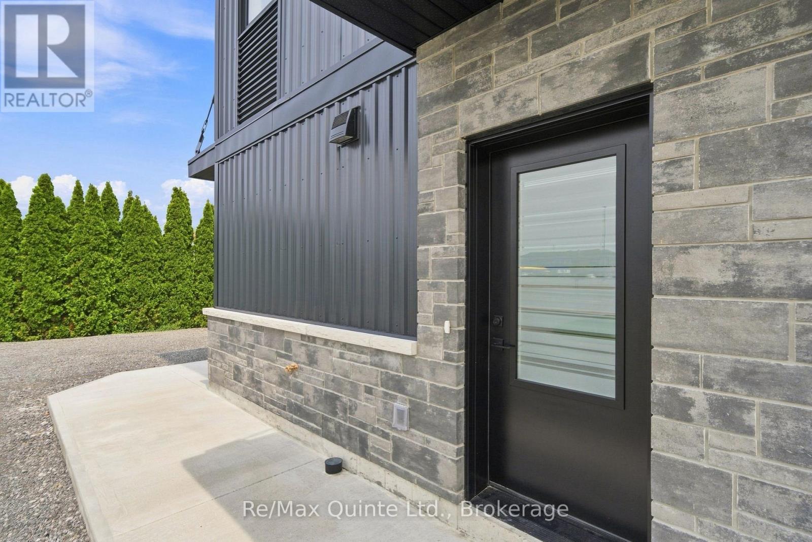 D - 5 Sienna Avenue, Belleville, Ontario  K8P 4G5 - Photo 5 - X13666530