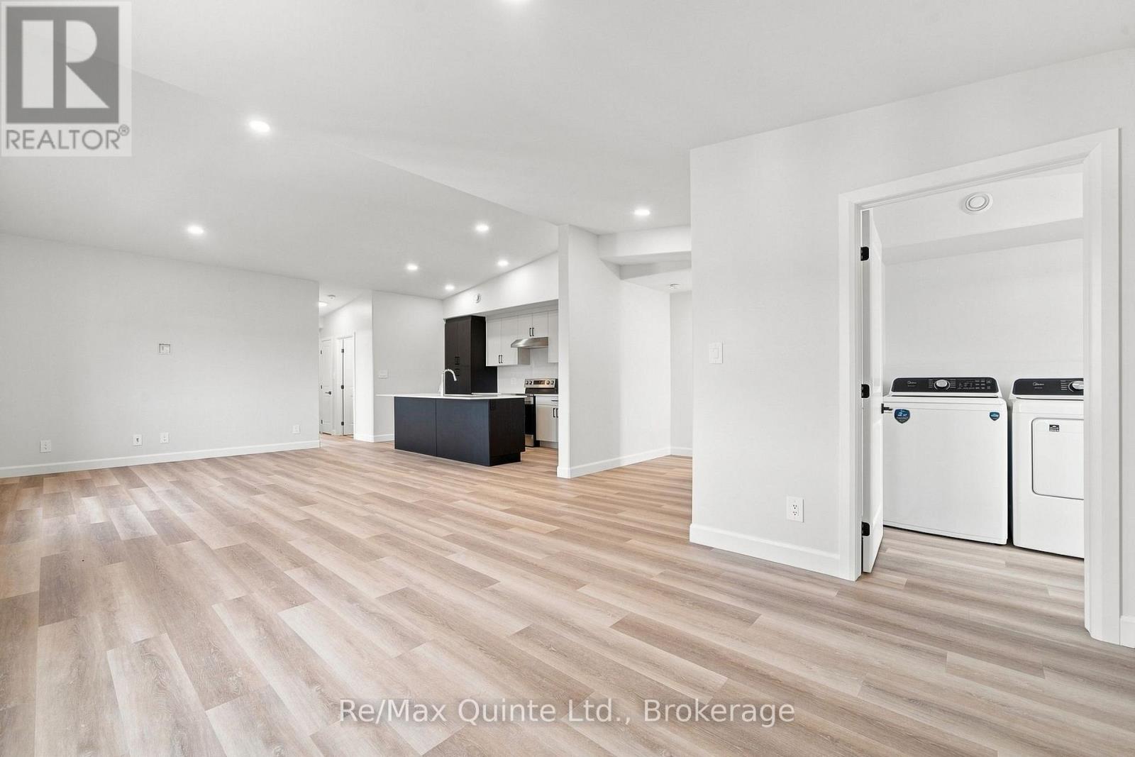 D - 5 Sienna Avenue, Belleville, Ontario  K8P 4G5 - Photo 9 - X13666530