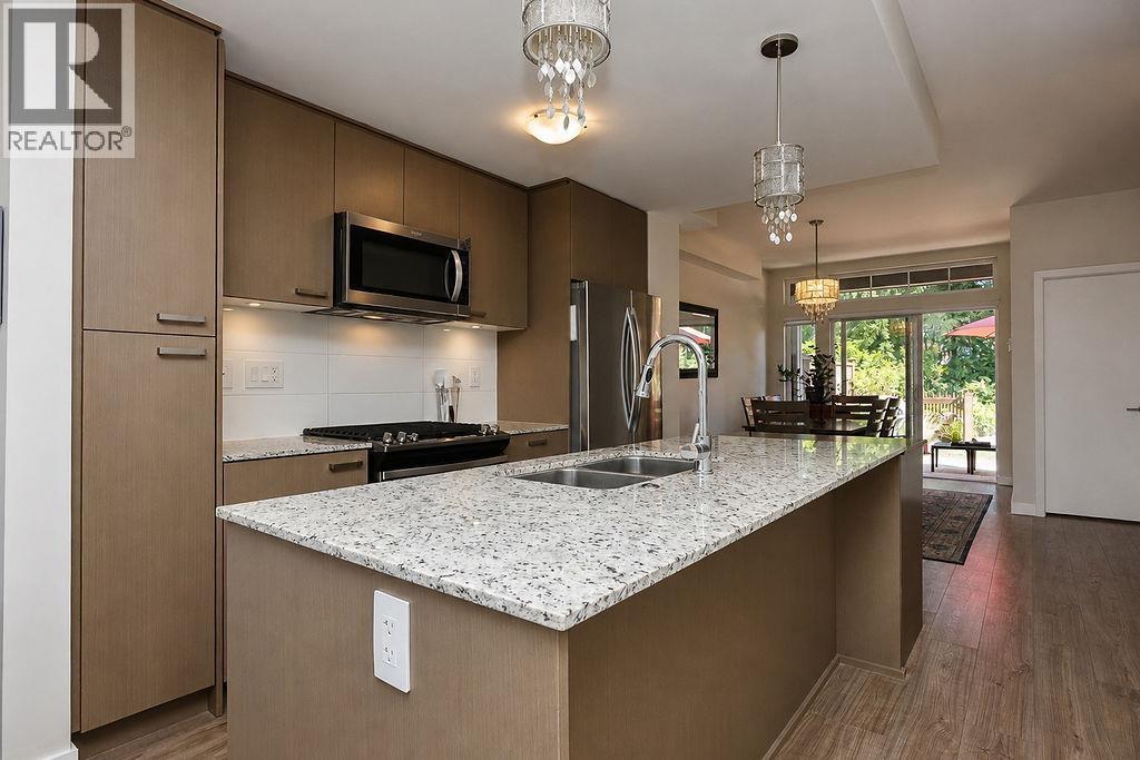 5902 Beachgate Lane, Sechelt, British Columbia V7Z 0S3 - Photo 10 - R3154615