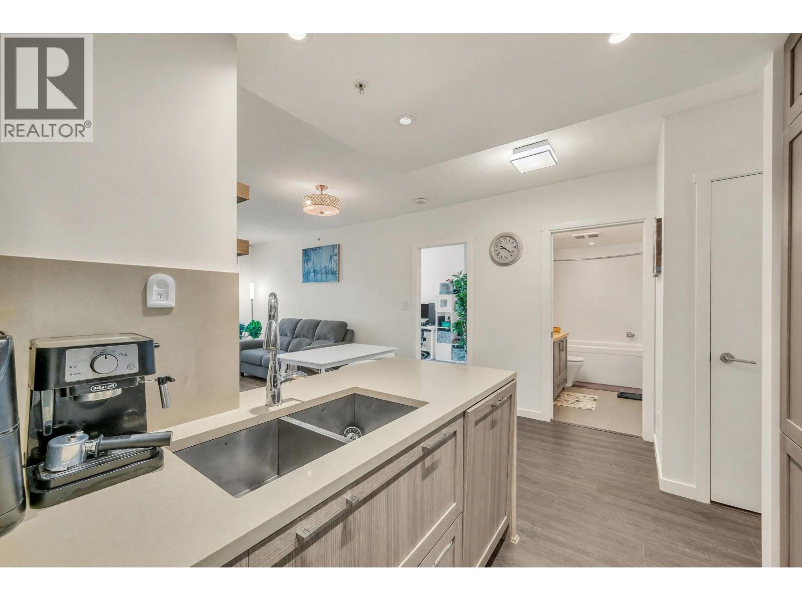 504 5598 Ormidale Street, Vancouver, British Columbia  V5R 0E5 - Photo 3 - R3154628