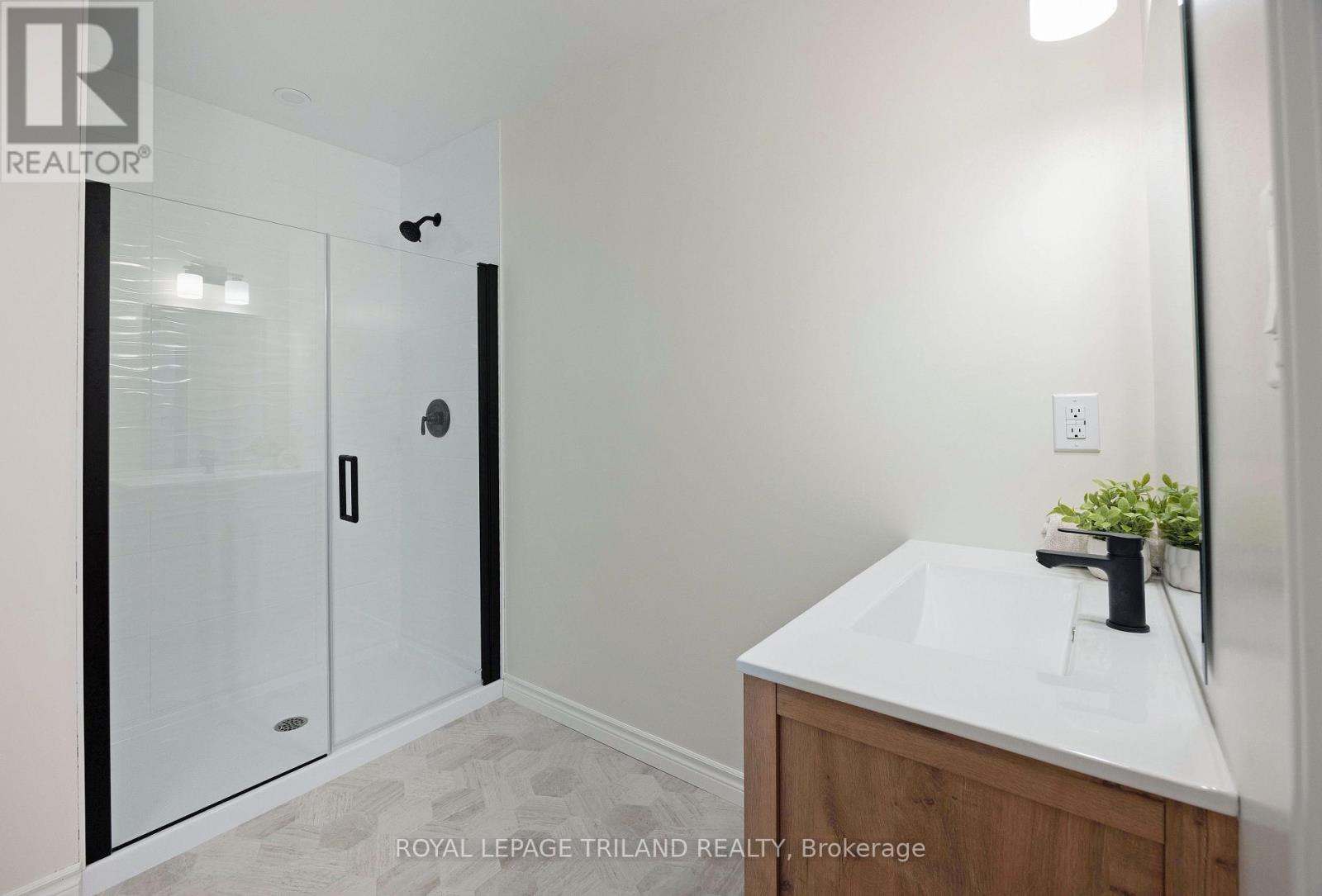 20 Woodhaven Court, St. Thomas, Ontario  N5P 3Z3 - Photo 34 - X13666504