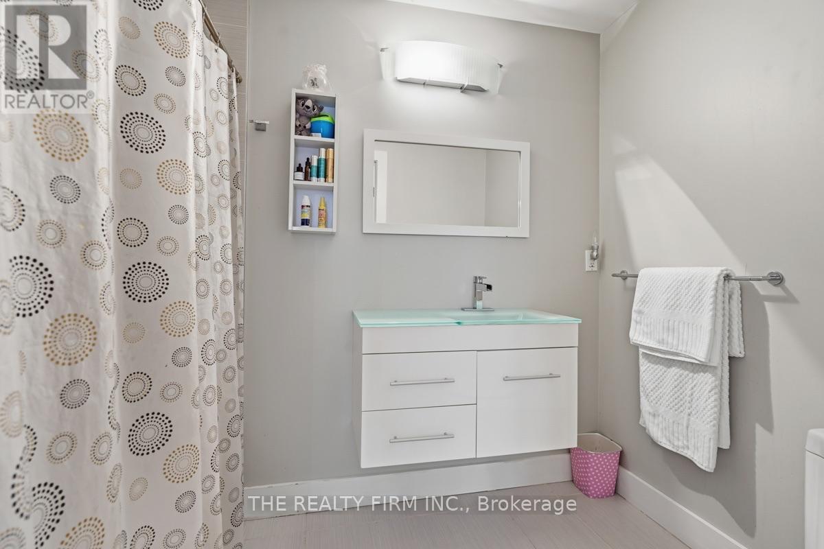 1308 Birchwood Drive, London South, Ontario  N6K 5C2 - Photo 28 - X13666608