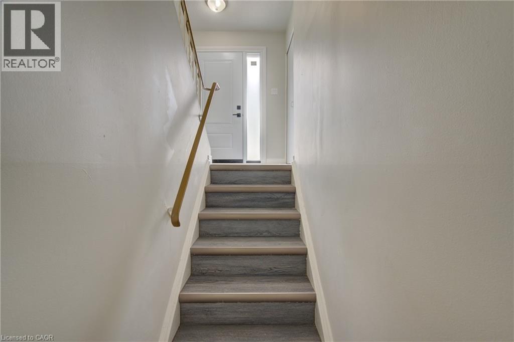 417 Keats Way Unit# 4, Waterloo, Ontario  N2L 5S7 - Photo 32 - 40829023