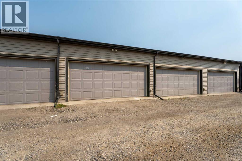 167 Wolf Creek Avenue SE, Calgary, Alberta  T2X 4V1 - Photo 45 - A2331157