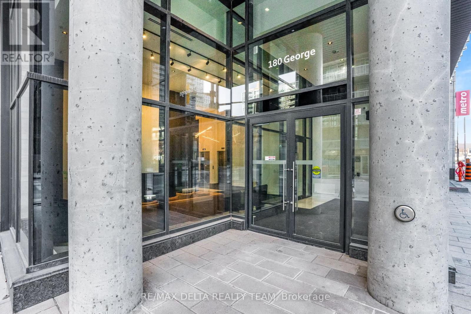 2208 - 180 George Street, Ottawa, Ontario  K1N 9M2 - Photo 2 - X13666386