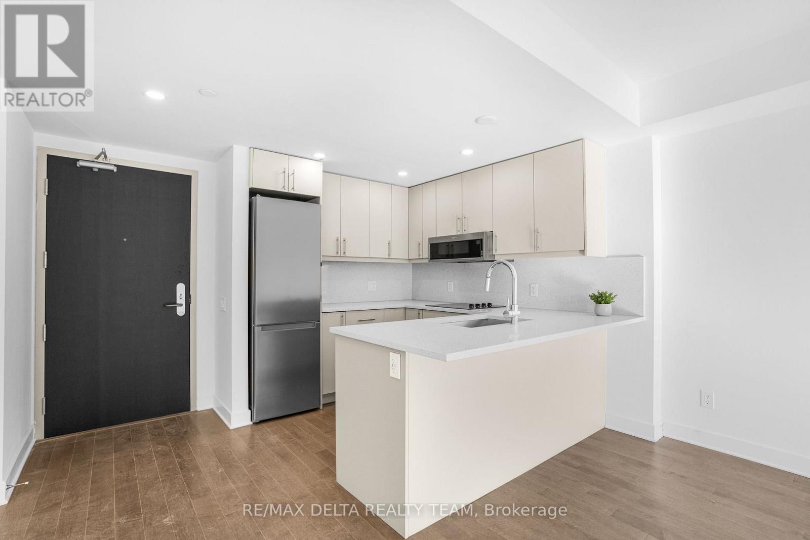2208 - 180 George Street, Ottawa, Ontario  K1N 9M2 - Photo 7 - X13666386