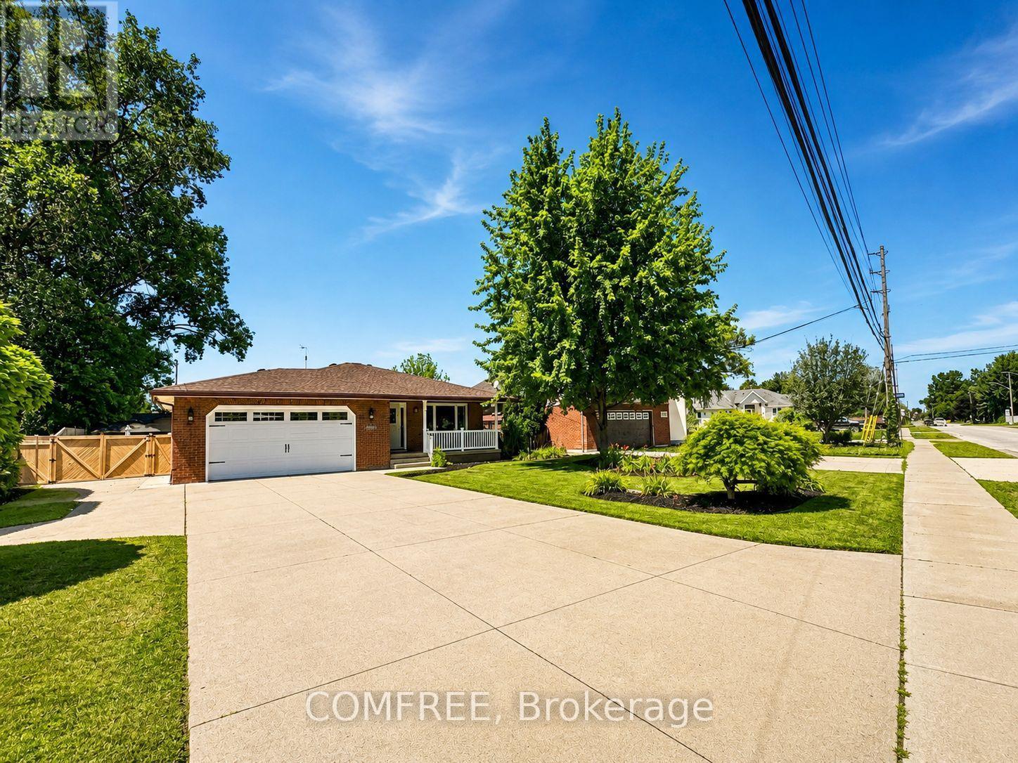 6310 Matchette Road, Lasalle, Ontario  N9J 2J7 - Photo 1 - X13666432