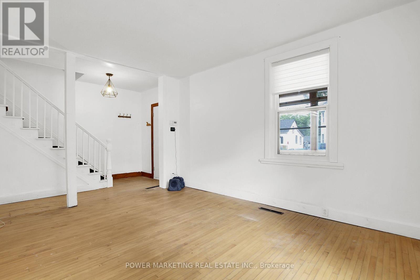 28 Montague Street, Smiths Falls, Ontario  K7A 2M1 - Photo 8 - X13666618