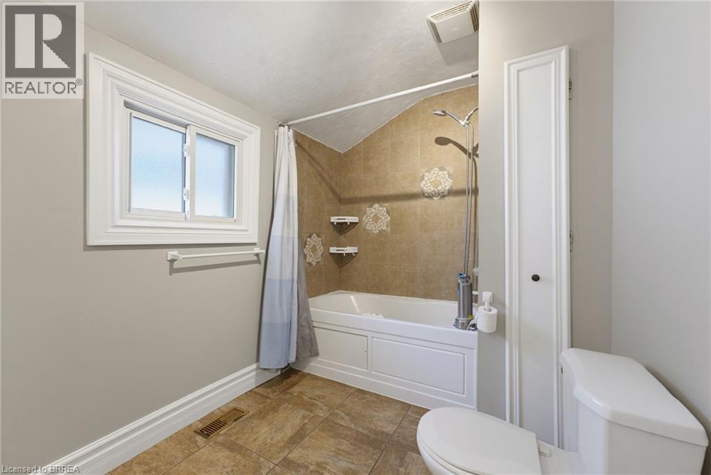 174 Wellington Street, Waterford, Ontario  N0E 1Y0 - Photo 20 - 40853471