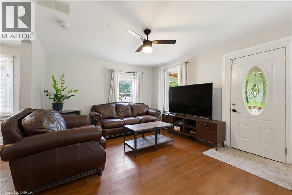 174 Wellington Street, Waterford, Ontario  N0E 1Y0 - Photo 6 - 40853471