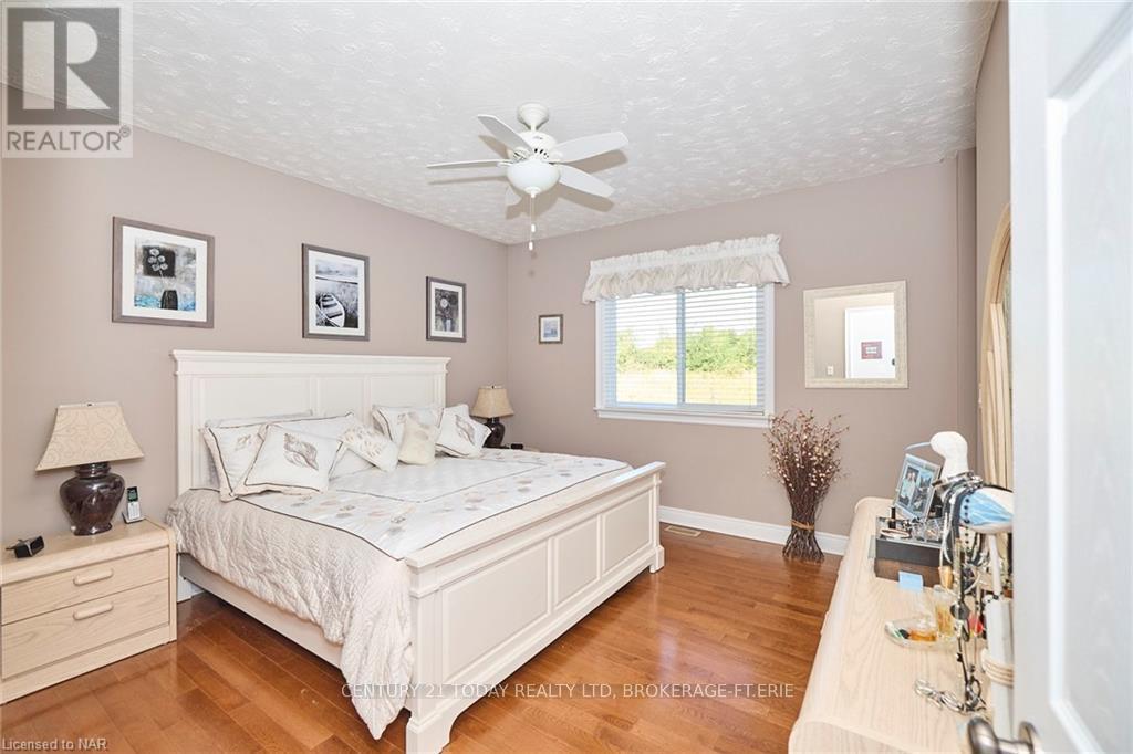 3910 Christina Court, Fort Erie, Ontario  L0S 1N0 - Photo 12 - X13666378