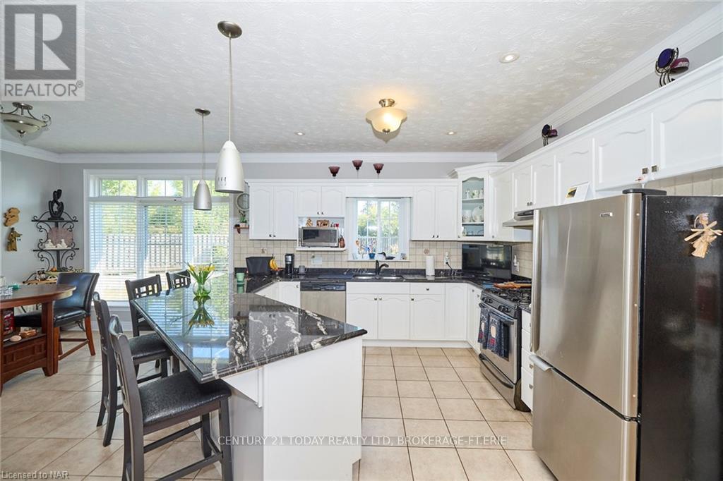 3910 Christina Court, Fort Erie, Ontario  L0S 1N0 - Photo 8 - X13666378