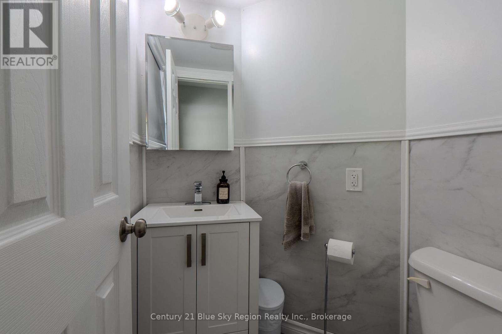 71 Levert Drive, West Nipissing, Ontario  P2B 2P1 - Photo 16 - X13666560