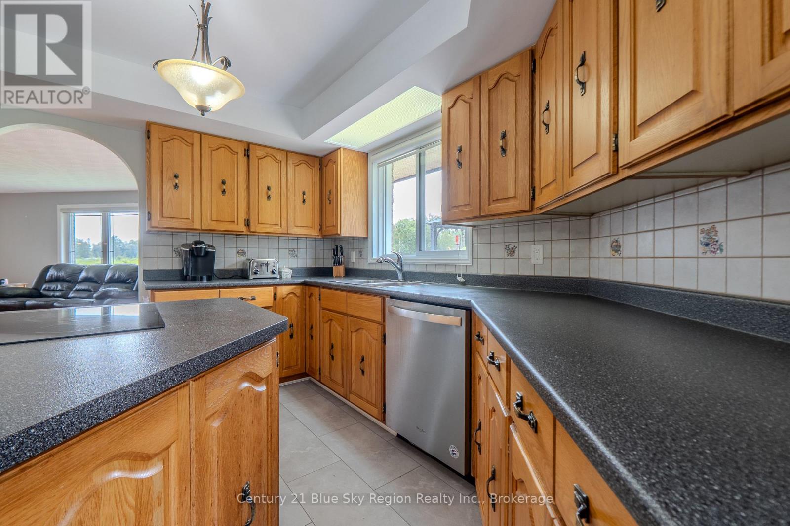 71 Levert Drive, West Nipissing, Ontario  P2B 2P1 - Photo 6 - X13666560