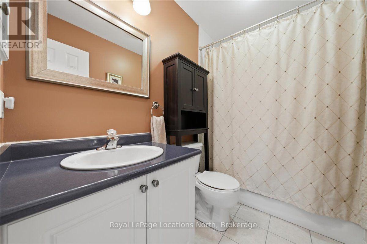 402 Ramblewood Drive, Wasaga Beach, Ontario  L9Z 2N9 - Photo 18 - S13666368