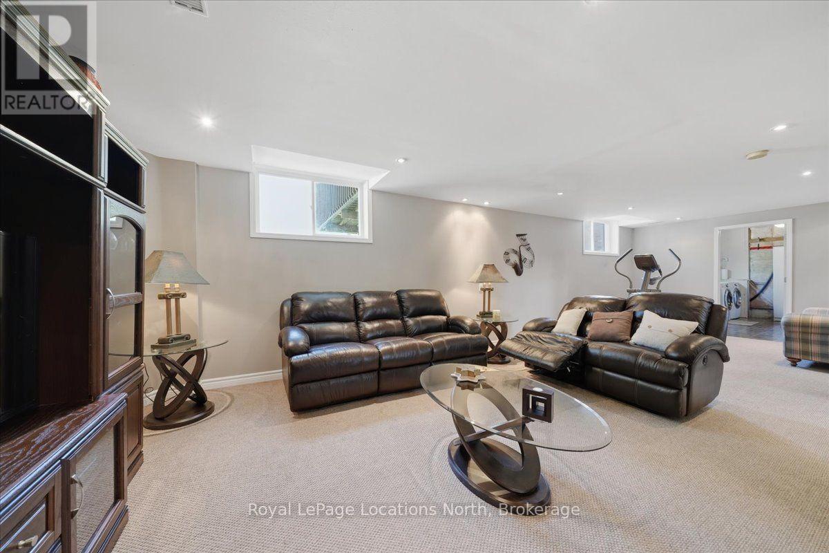 402 Ramblewood Drive, Wasaga Beach, Ontario  L9Z 2N9 - Photo 21 - S13666368