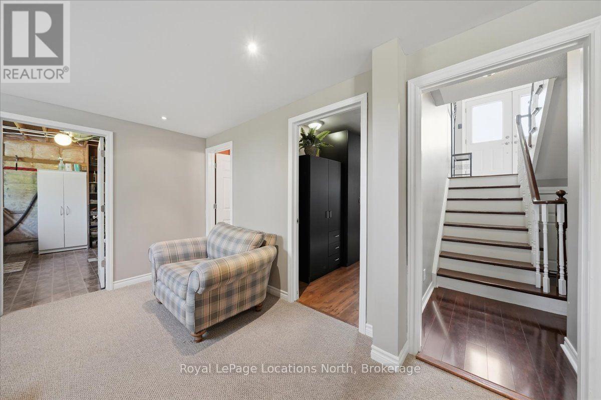 402 Ramblewood Drive, Wasaga Beach, Ontario  L9Z 2N9 - Photo 27 - S13666368