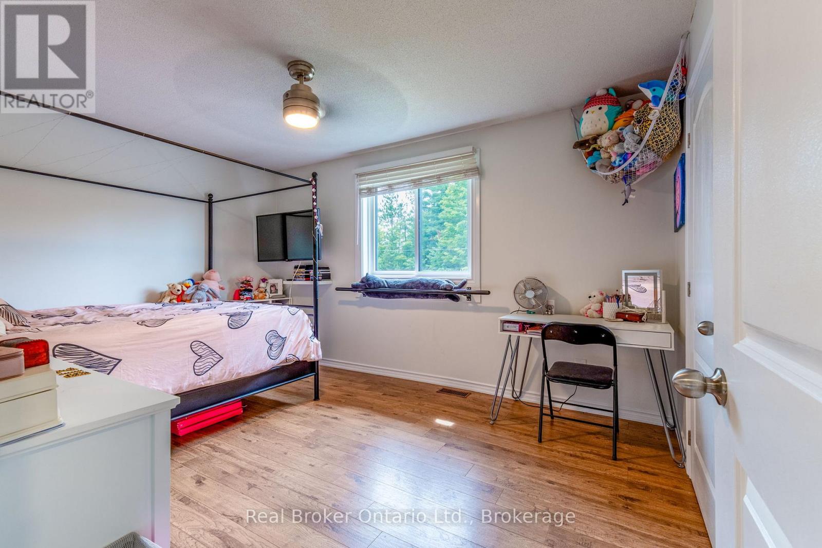 1819 Old Second Road S, Springwater, Ontario  L4M 4Y8 - Photo 19 - S13666406