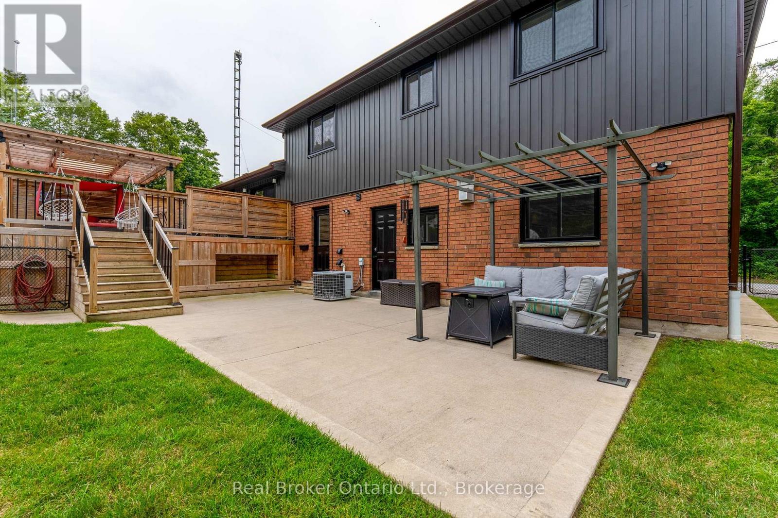 1819 Old Second Road S, Springwater, Ontario  L4M 4Y8 - Photo 27 - S13666406