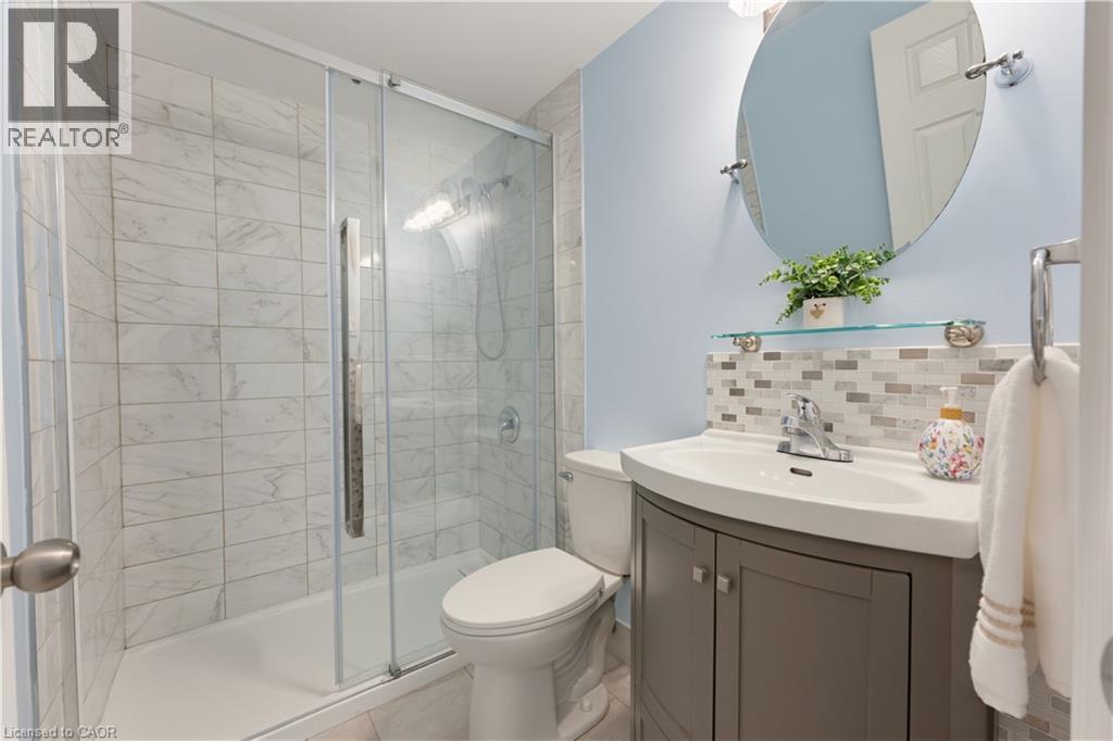 475 Kingscourt Drive Unit# A, Waterloo, Ontario  N2K 2X9 - Photo 15 - 40854916
