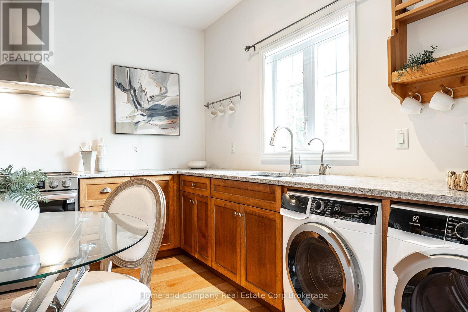 52 Thomas Street, Stratford, Ontario  N0K 1X0 - Photo 6 - X13666564