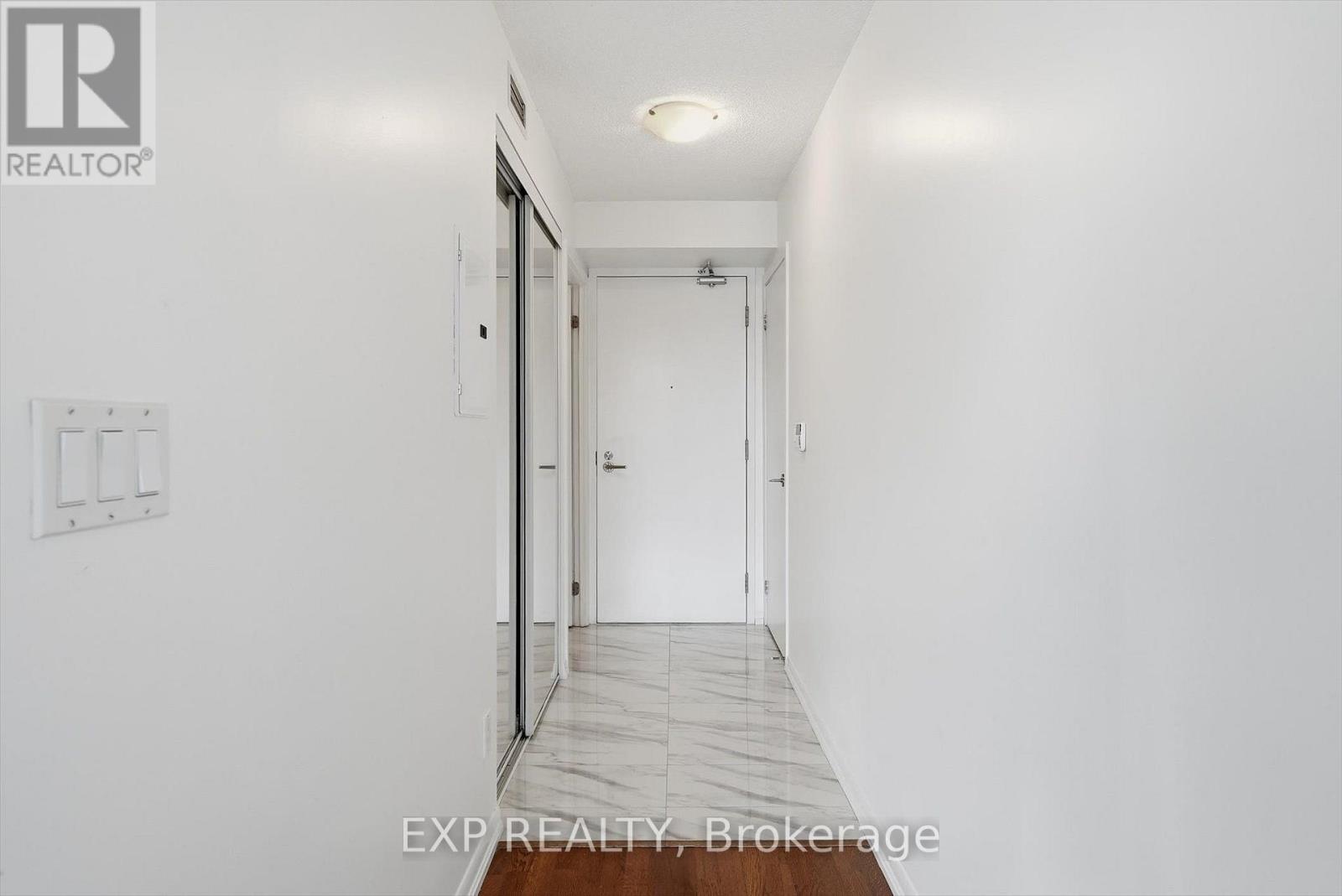 667 - 209 Fort York Boulevard, Toronto, Ontario  M5V 4A1 - Photo 3 - C13666274