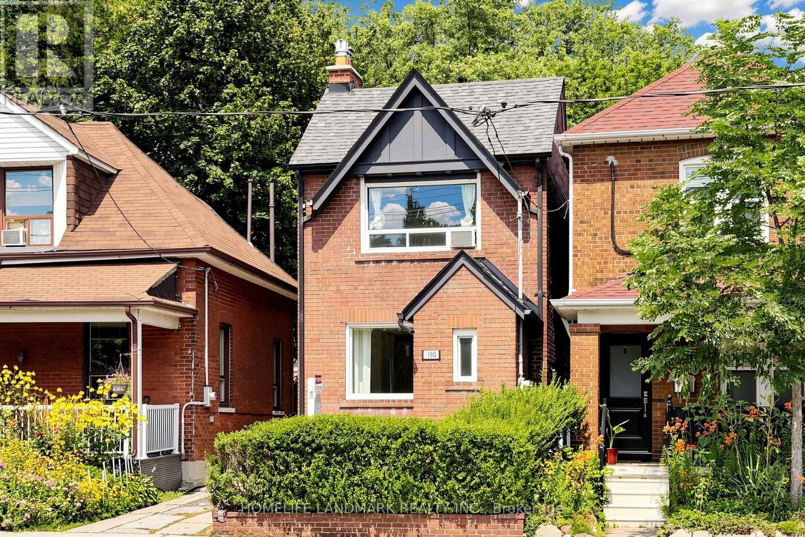 190 Lawrence Avenue W, Toronto, Ontario  M5M 1A8 - Photo 2 - C13666478