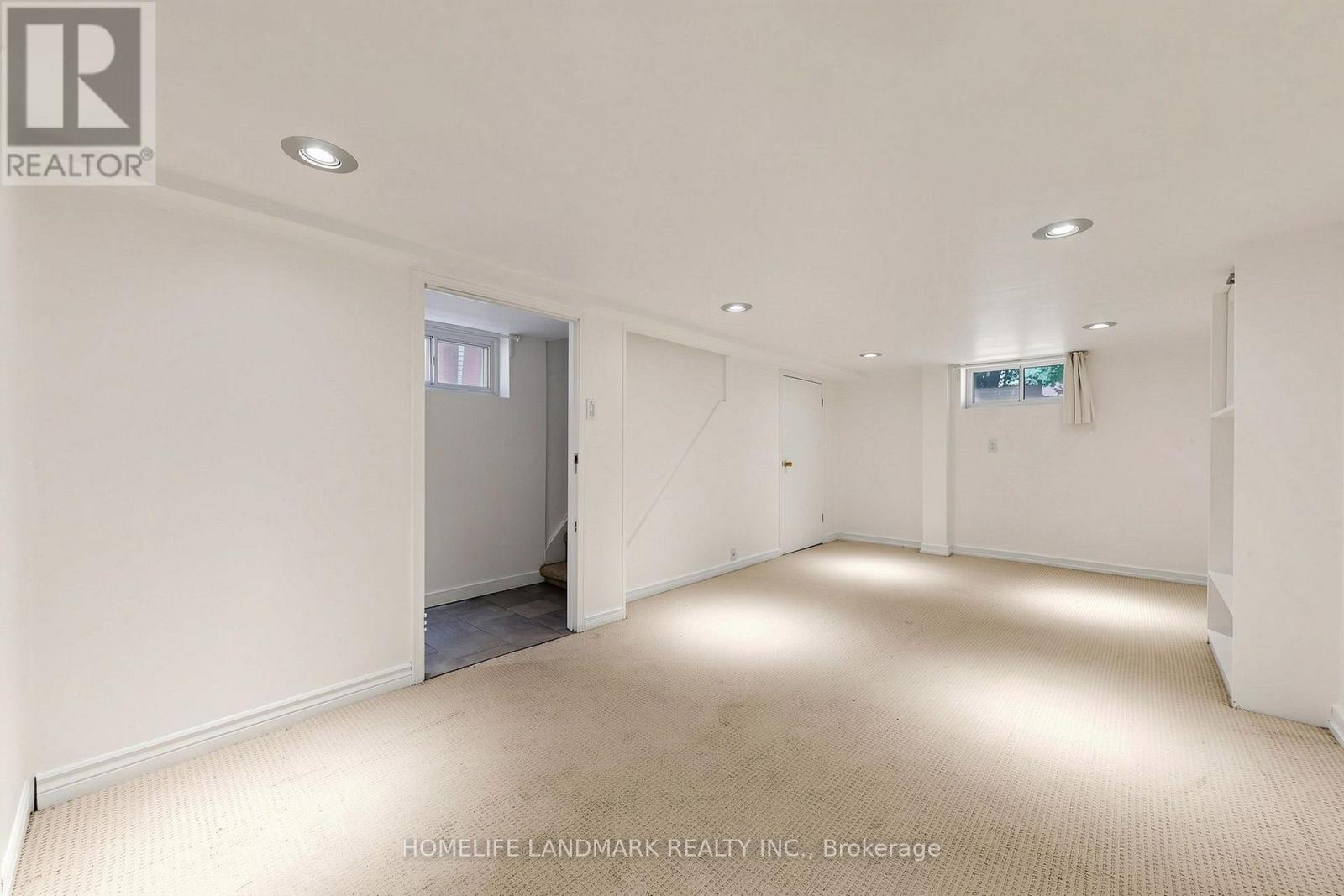 190 Lawrence Avenue W, Toronto, Ontario  M5M 1A8 - Photo 32 - C13666478