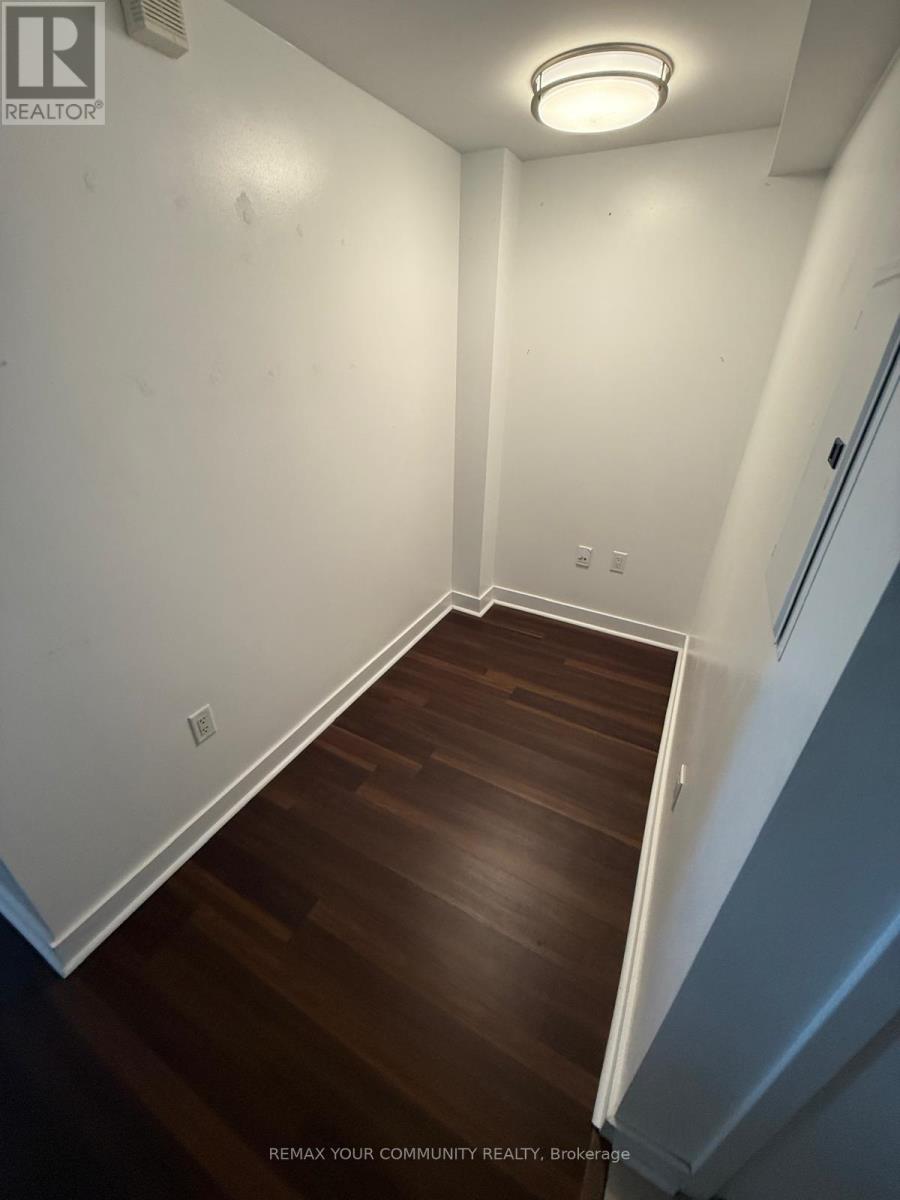 2607 - 11 Brunel Court, Toronto, Ontario  M5V 3Y3 - Photo 9 - C13666546