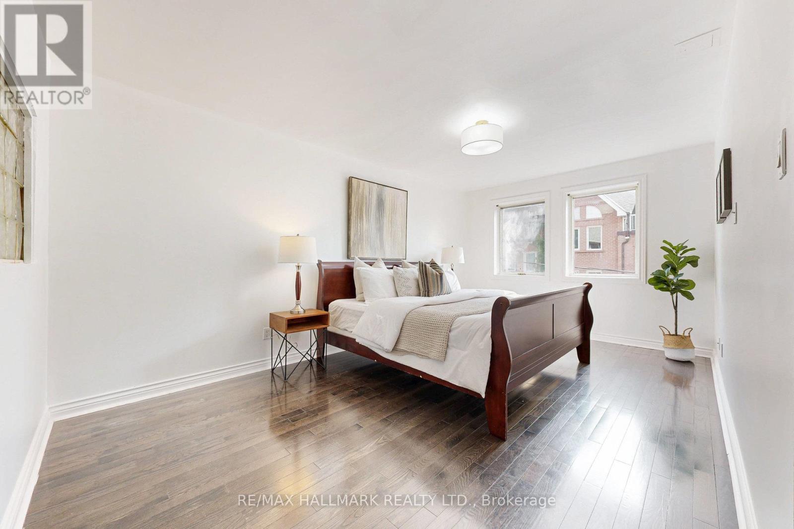 216 Milan Street, Toronto, Ontario  M5A 3Z6 - Photo 13 - C13666620
