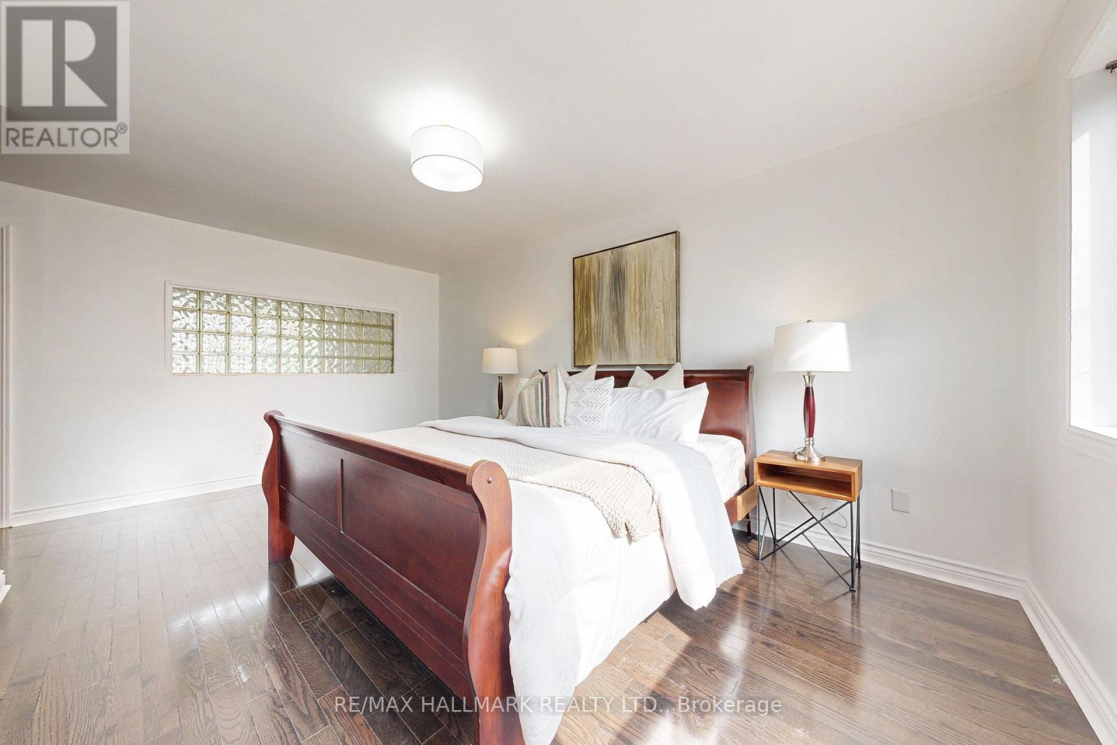 216 Milan Street, Toronto, Ontario  M5A 3Z6 - Photo 15 - C13666620