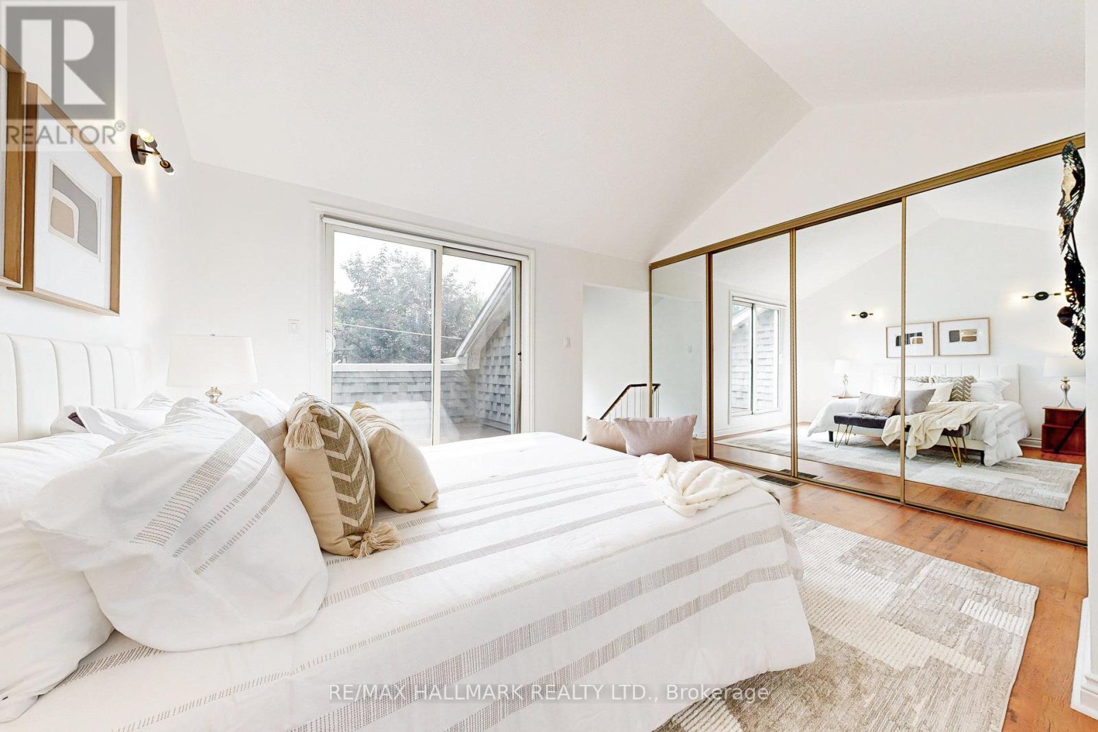 216 Milan Street, Toronto, Ontario  M5A 3Z6 - Photo 18 - C13666620