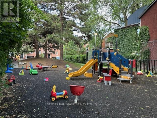216 Milan Street, Toronto, Ontario  M5A 3Z6 - Photo 35 - C13666620