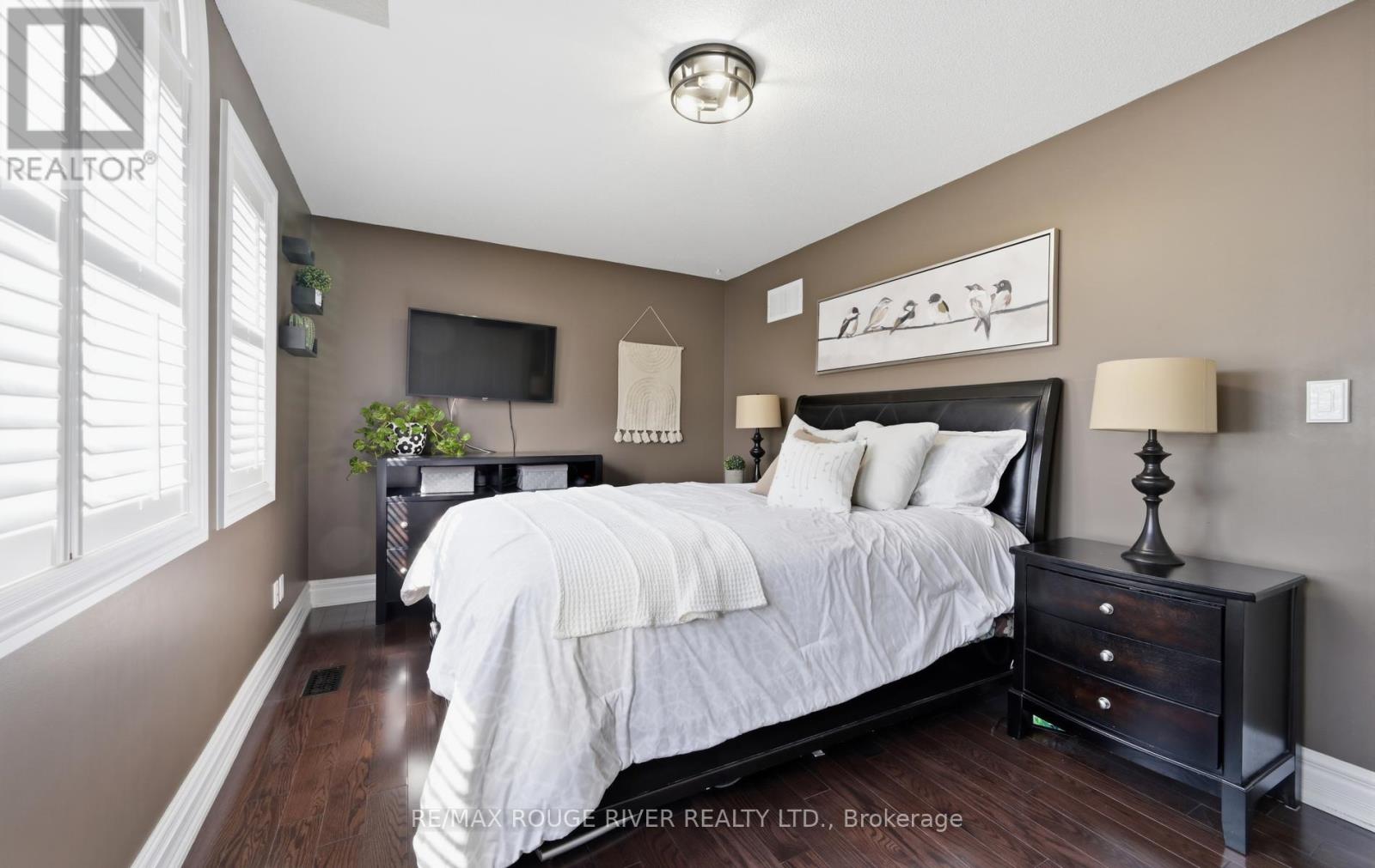 32 Patrick Drive, Whitby, Ontario L1R 2L2 - Photo 17 - E13666324