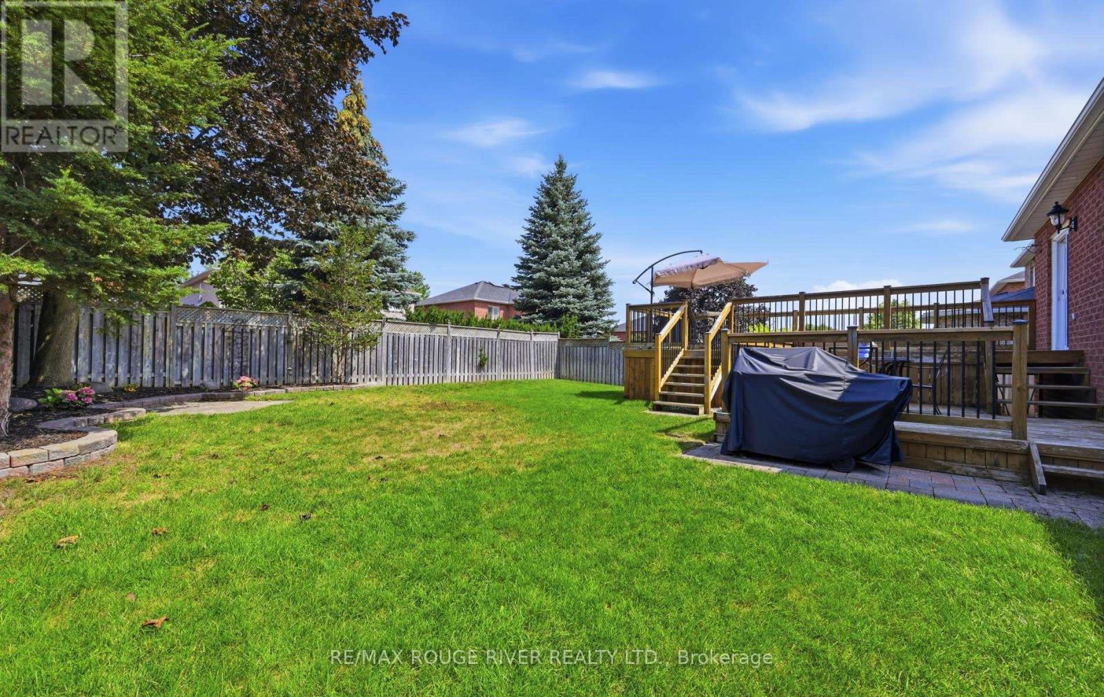 32 Patrick Drive, Whitby, Ontario L1R 2L2 - Photo 34 - E13666324