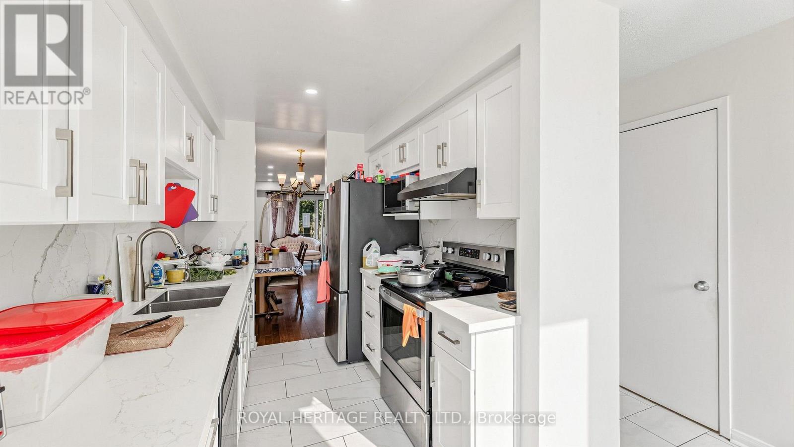 Th 19 - 2472 Eglinton Avenue E, Toronto, Ontario  M1K 5J9 - Photo 15 - E13666414
