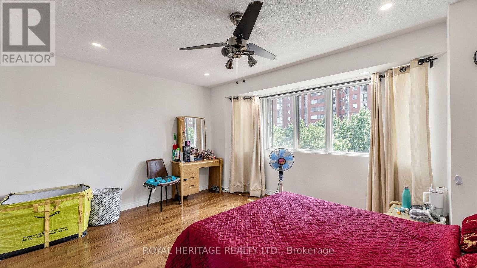 Th 19 - 2472 Eglinton Avenue E, Toronto, Ontario  M1K 5J9 - Photo 23 - E13666414
