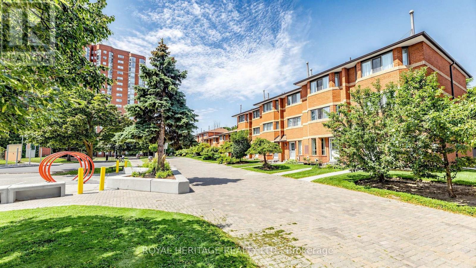 Th 19 - 2472 Eglinton Avenue E, Toronto, Ontario  M1K 5J9 - Photo 46 - E13666414