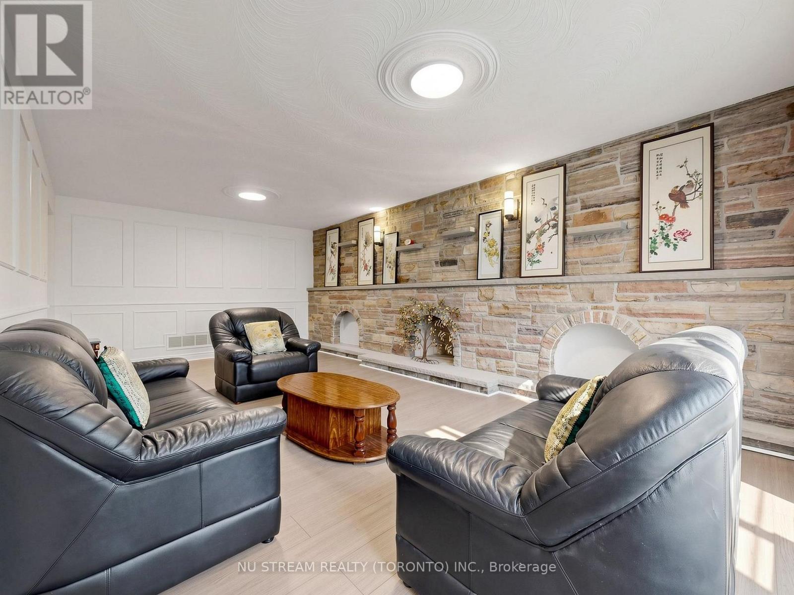 117 Ambercroft Boulevard N, Toronto, Ontario  M1W 3K8 - Photo 17 - E13666554