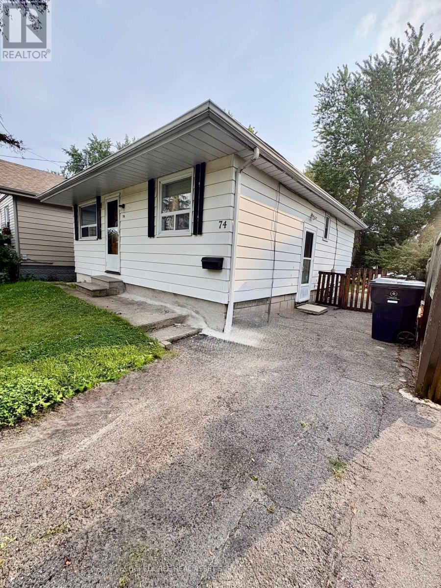 74 Vanbrugh Avenue, Toronto, Ontario  M1N 3T2 - Photo 2 - E13666592