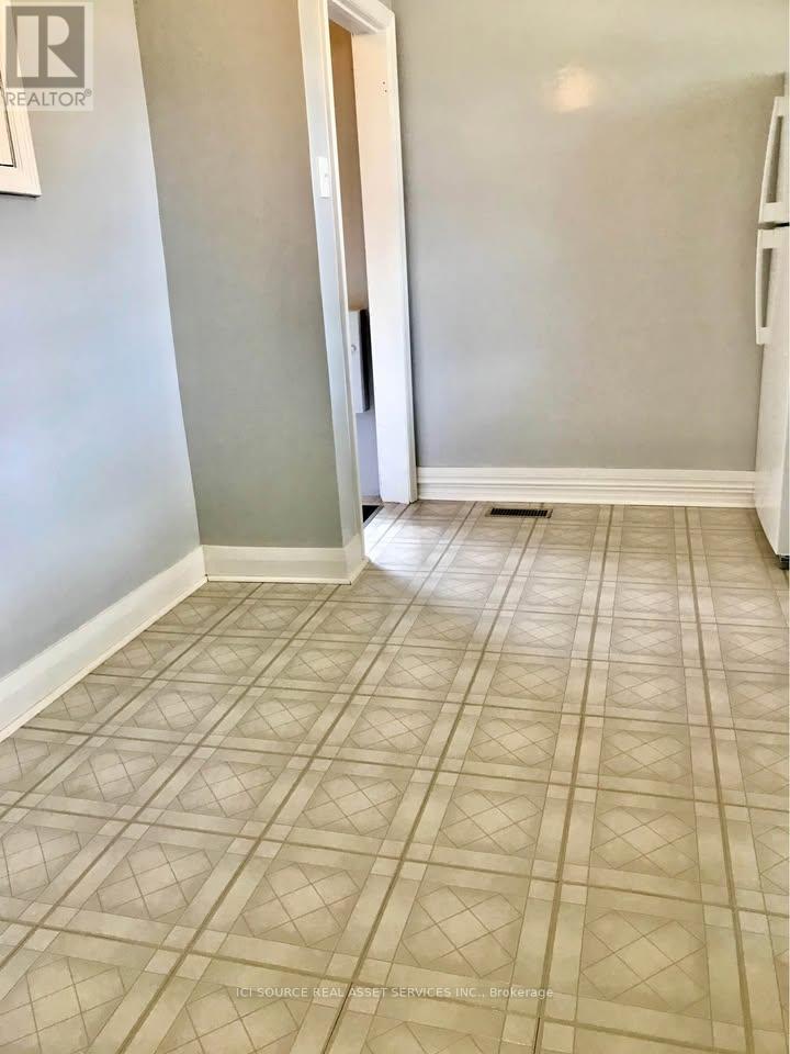 74 Vanbrugh Avenue, Toronto, Ontario  M1N 3T2 - Photo 6 - E13666592