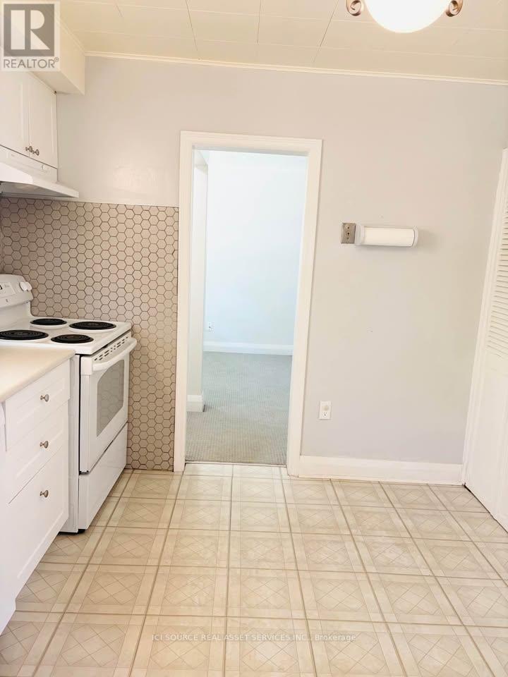 74 Vanbrugh Avenue, Toronto, Ontario  M1N 3T2 - Photo 7 - E13666592