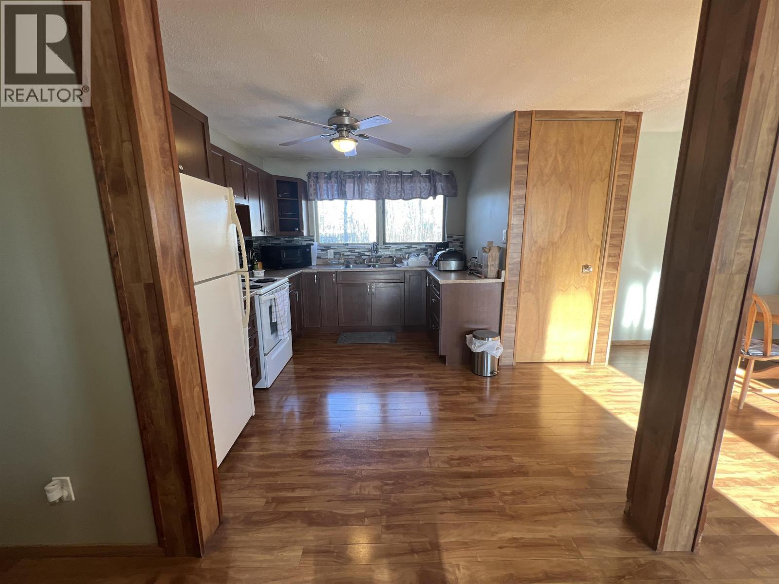 74 Ootsa Place, Fraser Lake, British Columbia  V0J 1S0 - Photo 6 - R3154640