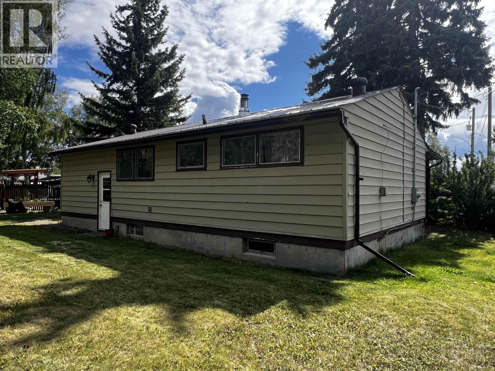 74 Ootsa Place, Fraser Lake, British Columbia  V0J 1S0 - Photo 24 - R3154640
